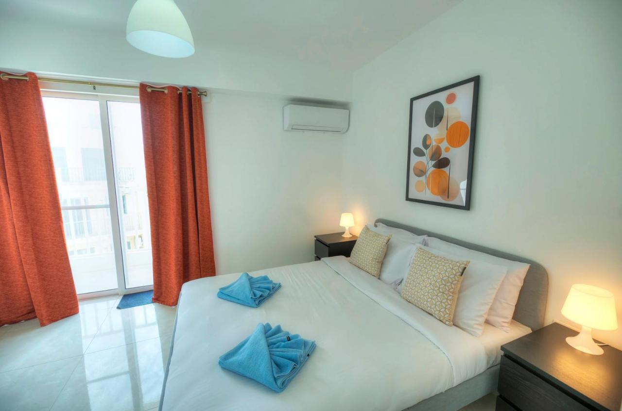 Seafront Beautifully Furnished 2 Bedrooms Gogzr-3 Gzira Esterno foto